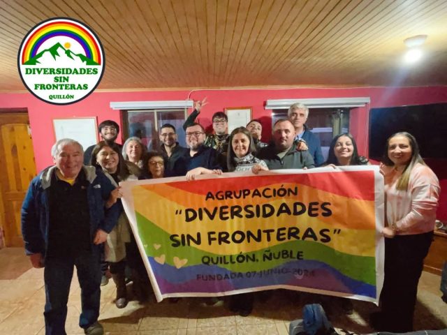 🎂 Cumpleaños de nuestra Agrupación Diversidades sin Fronteras Quillón 🏳️‍🌈

Ayer, 7 de junio, se celebró un año desde la conformación de nuestra agrupación. 🫶 
La celebración fue un momento de alegría y encuentro, donde se destacó el compromiso y la dedicación de quienes la conformamos. 

Nuestra labor es seguir trabajando para brindar acompañamiento y apoyo a las personas LGBTIQ+ y continuar en la lucha por la inclusión y la igualdad de derechos para todas las personas, sin importar su orientación sexual o identidad de género.

También, agradecemos la visita, el apoyo y cariño de la concejala Cecilia Jeno y el concejal Pablo Bianchi. 🙌

¡Felicidades a nuestra Agrupación Diversidades sin Fronteras! 🎉

@ceciliajeno
@pablobianchi_concejal

#diversidadessinfronterasquillón 
#quillonñuble 
#quillon 
#lgtbiq🏳️‍🌈
