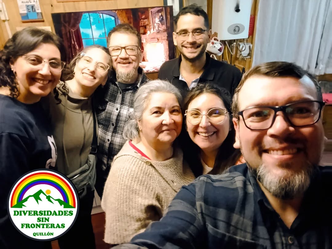 🏳️🌈 Comisión de Educación y Literatura 📚
El día, jueves 07 de agosto, la Comisión de Educación y Literatura tuvo un emotivo encuentro, con la finalidad de compartir una rica once y planificar próximas actividades de literatura. ✍️
Compartiendo la vida 🫶
#diversidadessinfronterasquillón
#sevienencositas
#lgtbiq🏳️🌈