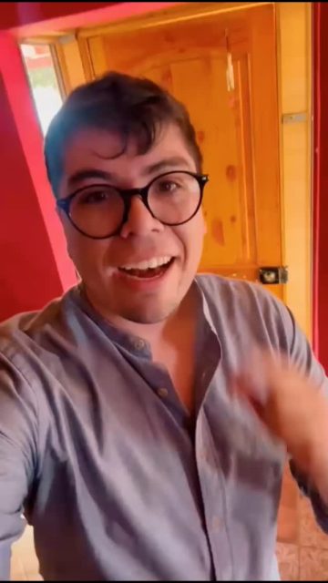 🏳️🌈 El día sábado 07 de diciembre, nuestra Agrupación Diversidades sin Fronteras Quillón vivió un hermoso encuentro comunitario, correspondiente a la última reunión del año 2025.
Durante la jornada compartimos espacios de diálogo, convivencia y alegría, fortaleciendo los lazos que nos unen como agrupación. Además, realizamos el tradicional juego del amigo secreto, instancia que nos permitió celebrar el cariño y el compañerismo que hemos construido a lo largo de que inició nuestra agrupación.
Fue un día lleno de afecto, gratitud y esperanza 🫶
#diversidadessinfronterasquillón
#lgtbiq🏳️🌈
#quillonñuble